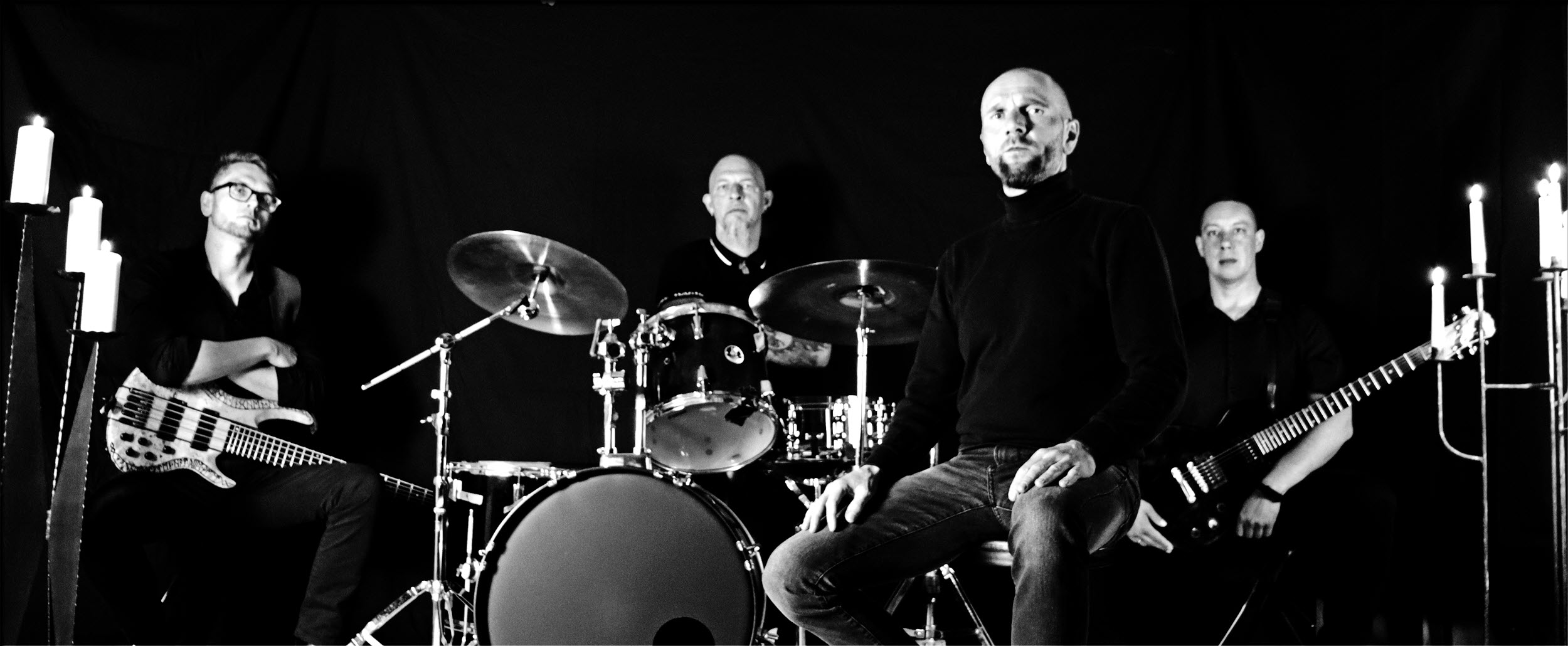 Nachtfalter-Band-Web